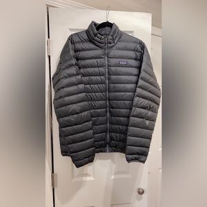 Men’s gray Patagonia down puffer jacket size L